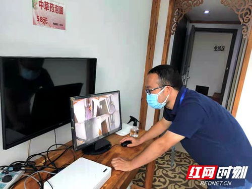 無(wú)畏前行 平面設(shè)計(jì)師在隔離一線的創(chuàng)作紀(jì)事